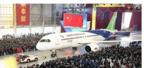 想象一下，你正等着新买的汽车开回家，厂家却突然说发动机供应不上。这事儿要是发生在