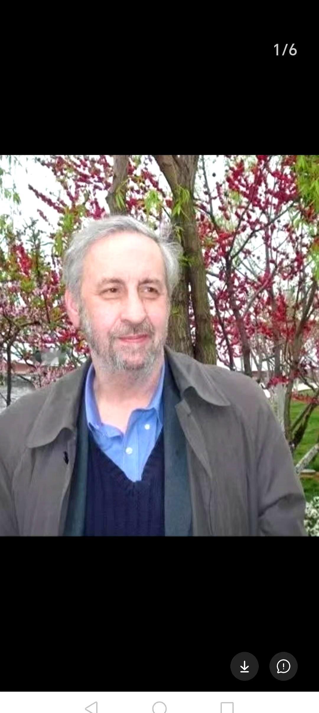 宇文所安走了，79岁。他的伴侣田晓菲，13岁考的北大。第一反应是愣住。不是因为