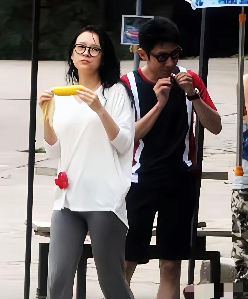 小撒是章这一生最好的洗白，不过她没有珍惜！章子怡当年和老外分手后，急着回归国内