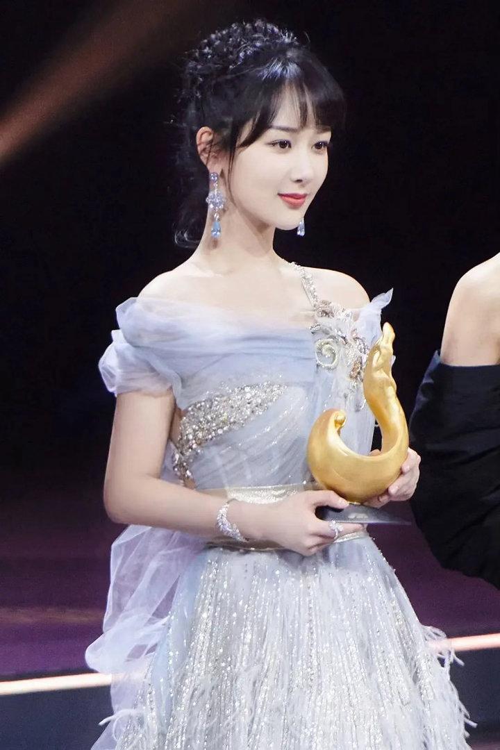 谁想长成杨紫的样子
