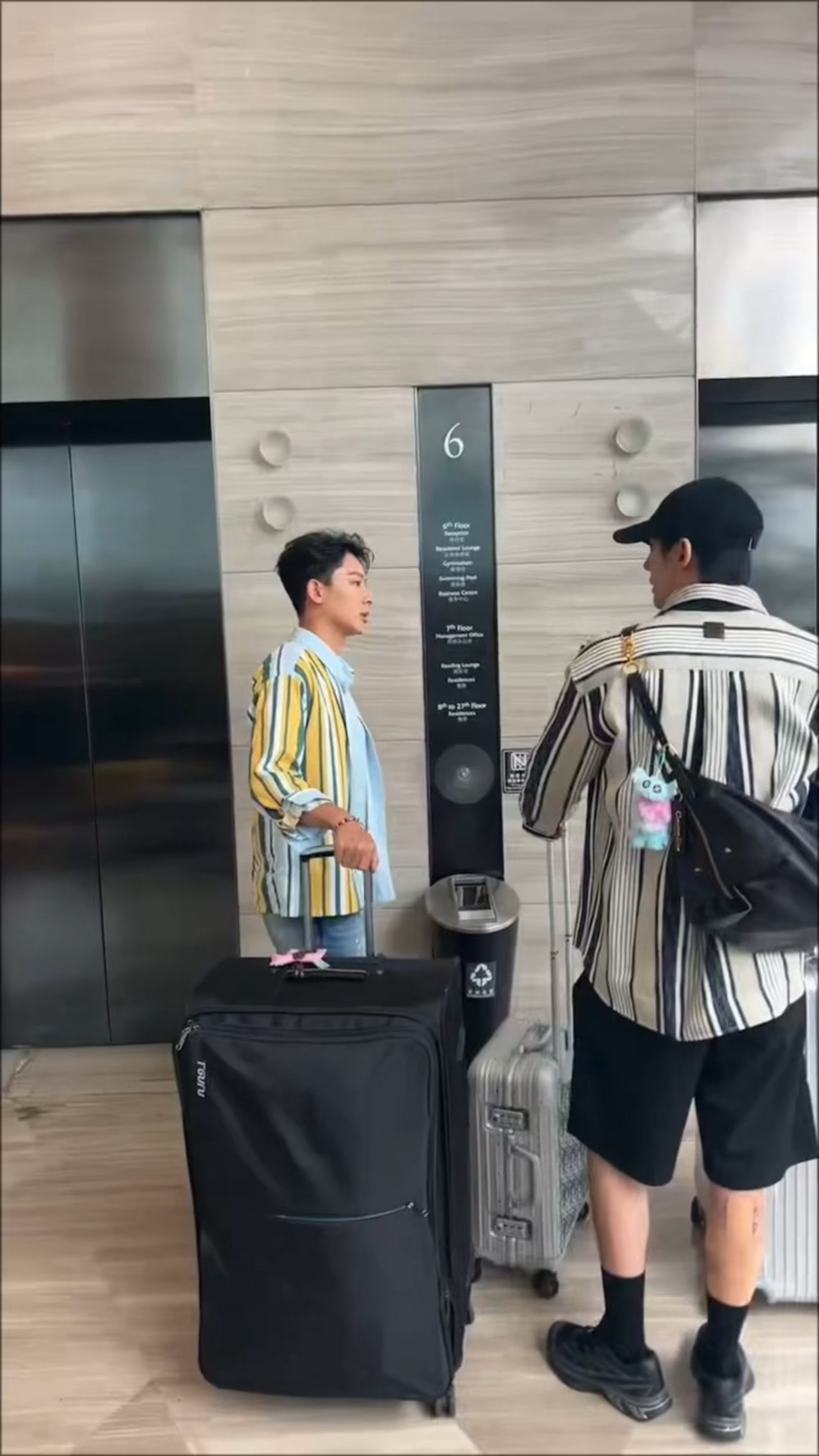 张晚意送考邓为嘛！？？🥰🥰（我们《长相思》line）张晚意花少送考邓为邓为张