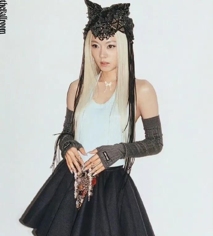 赵今麦《theBallroom舞格》时尚大片释出，金发+多元穿搭，从甜妹到酷飒