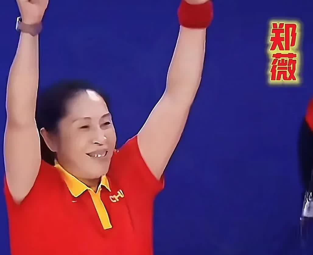郑微怒批女篮失利三大原因！宫鲁鸣用人引争议，球员拼抢防守全拉胯，后续调整成关键