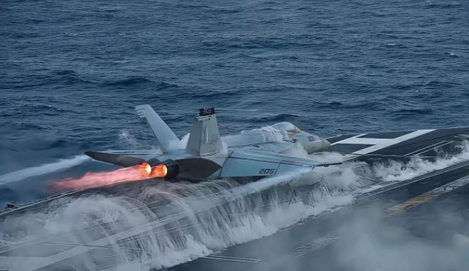 10月28日,特朗普在“华盛顿”号航母上说,应该废除电磁弹射! 那天,特朗普