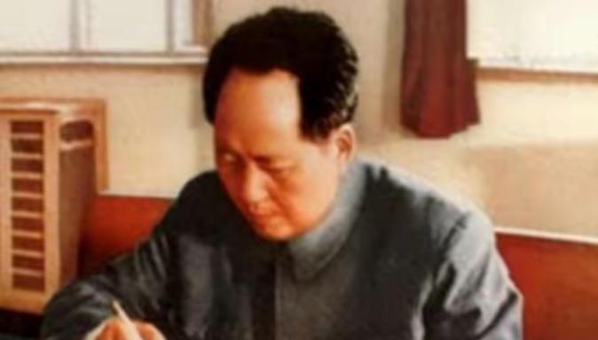 1951年，国民党旧人员妻子看望毛主席，刚一见面，主席突然问道：没给我带点东西？