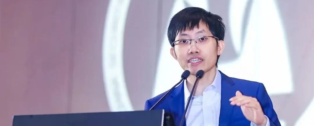 梁文锋押宝长鑫, 拿下第一