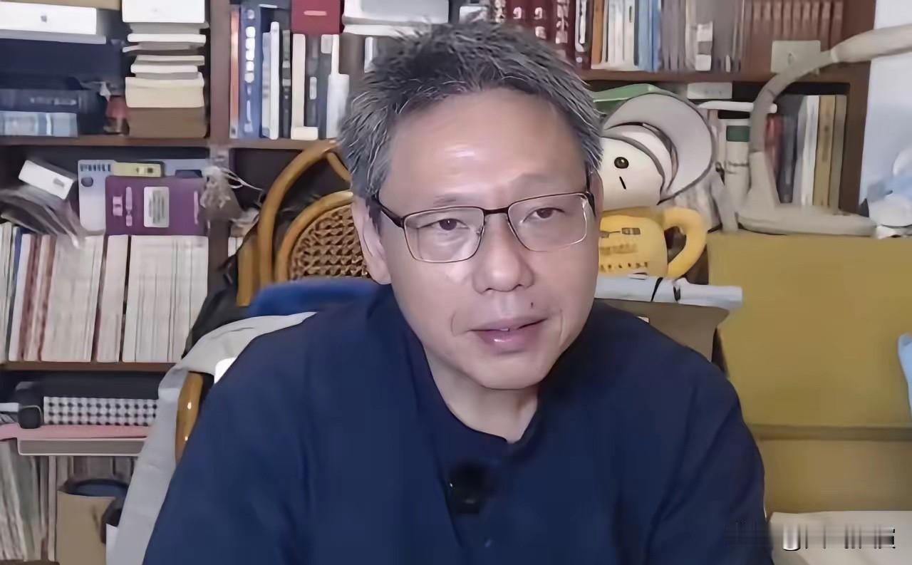 更为恶劣的是，谢寒冰近日再次叫电视节目中嚷道:“我又不会去大陆，也请大陆网友少看