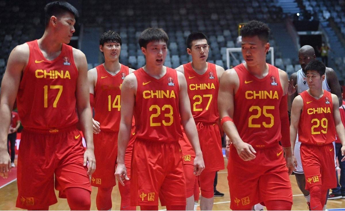 中国男篮运气不错！眼下距离8月28日的关键战没剩几天了，郭士强带队备战世界杯预