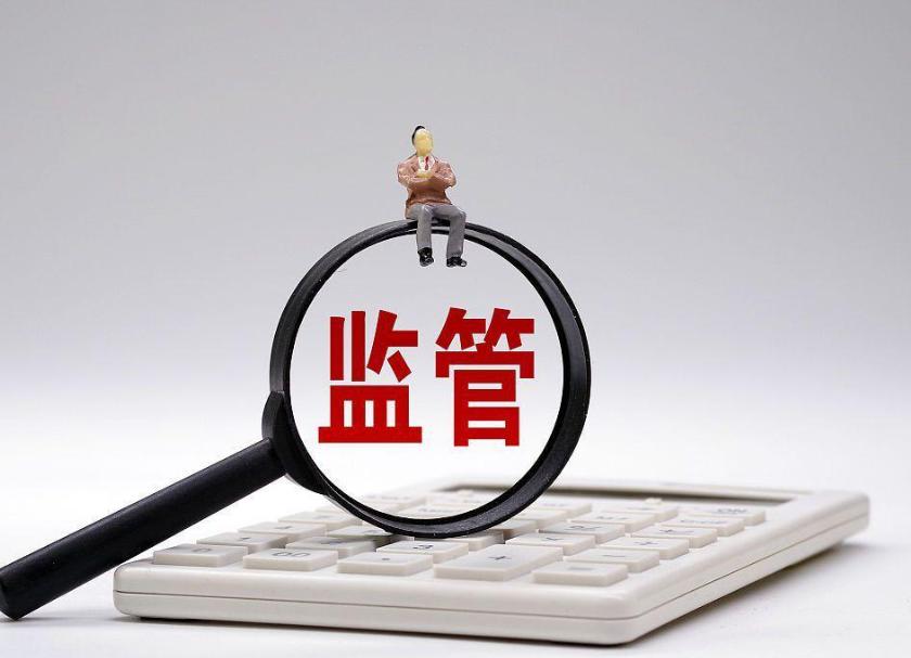在机关多年，见过纪委更愿意选用没有复杂人脉背景的草根年轻人，这到底是为什么呢？