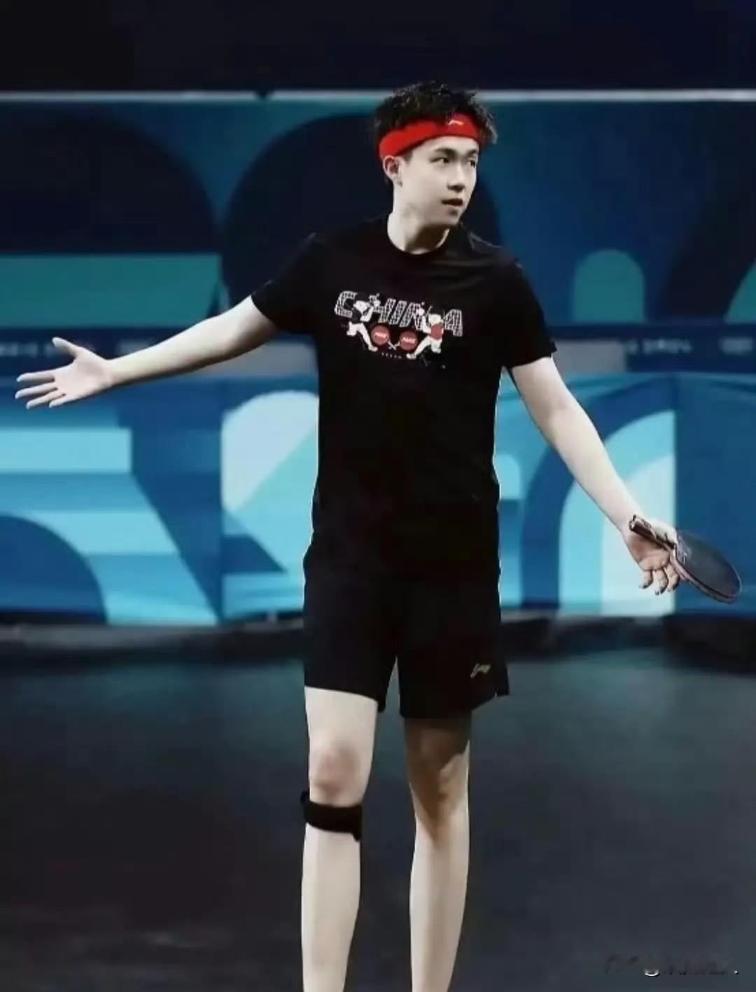 说实话，要不是国乒管理严格、心思全在打球上，就凭王楚钦这条件，早被娱乐圈抢疯了！