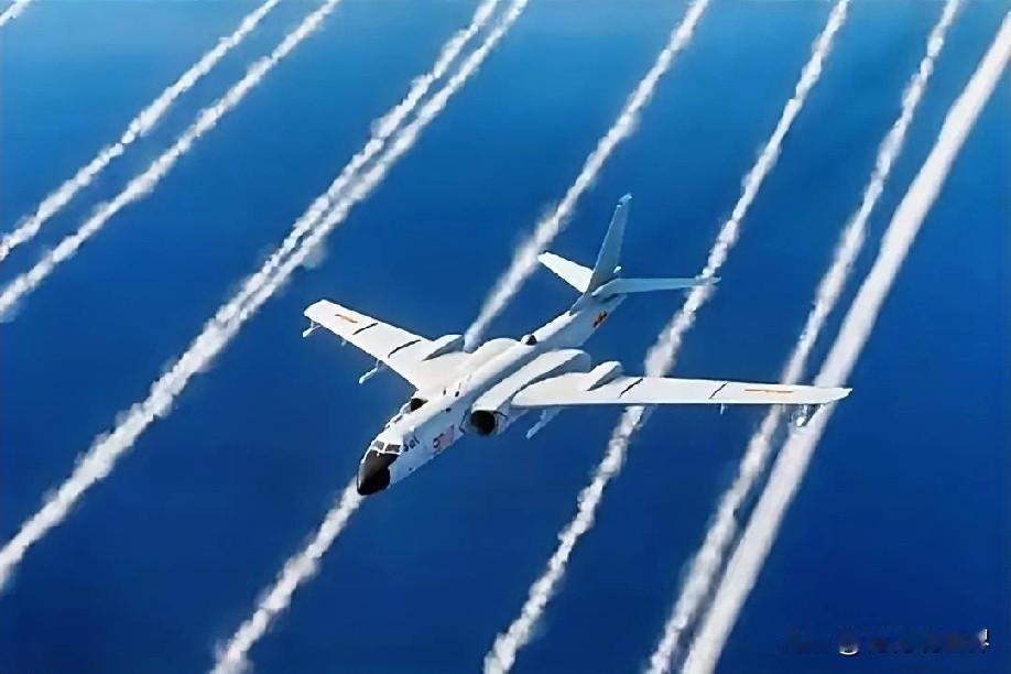 11月29日下午最新消息，现在他来了，第一条，央视披露轰-6系列轰炸机巡航细