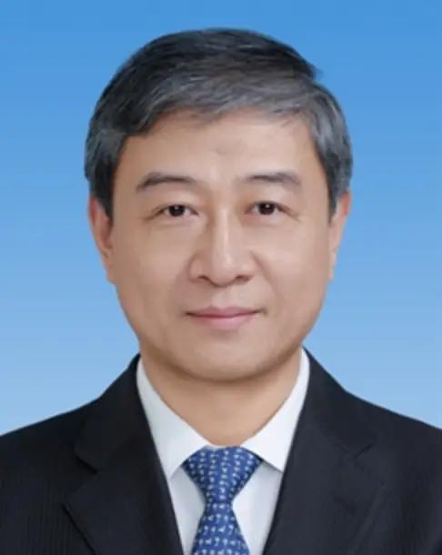 重庆市委常委马震已辞去重庆市副市长职务，因为他早就是市委组织部部长了。7月31