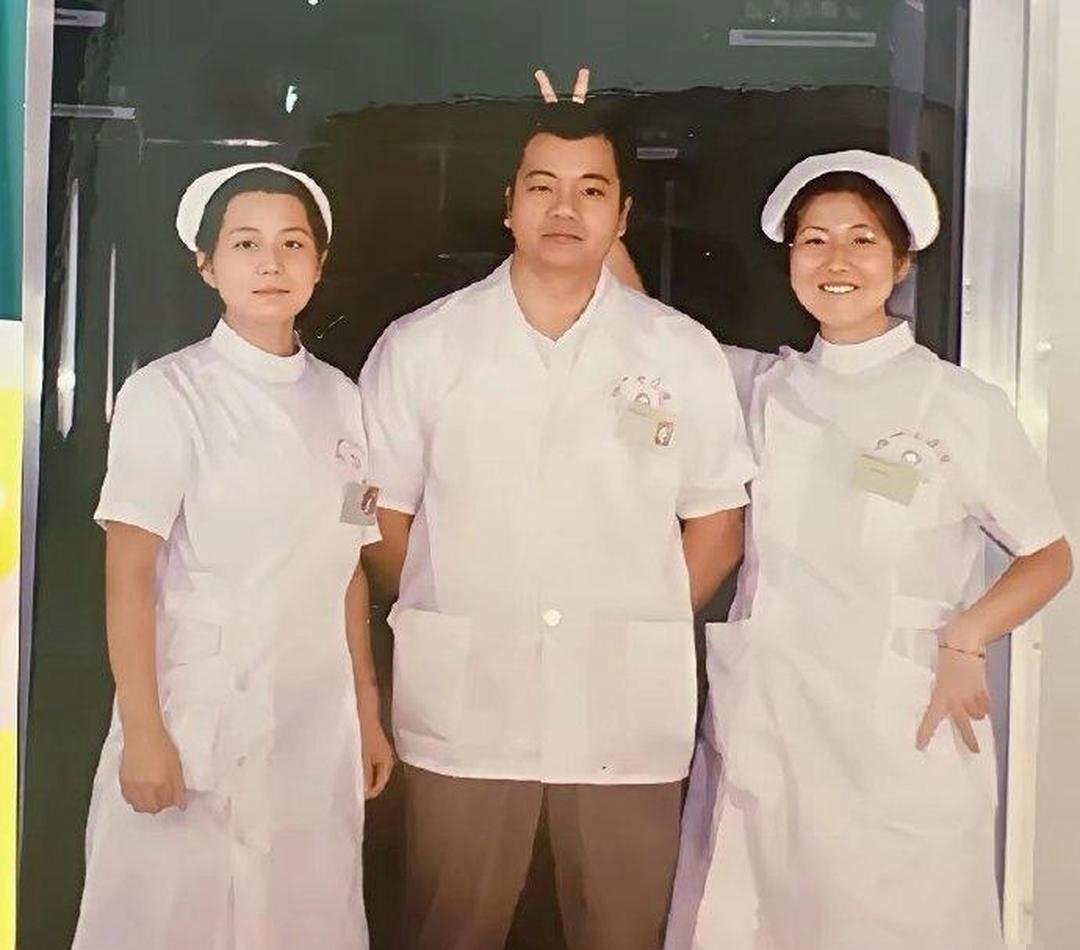 时间真可怕，主任的两个角都磨没了