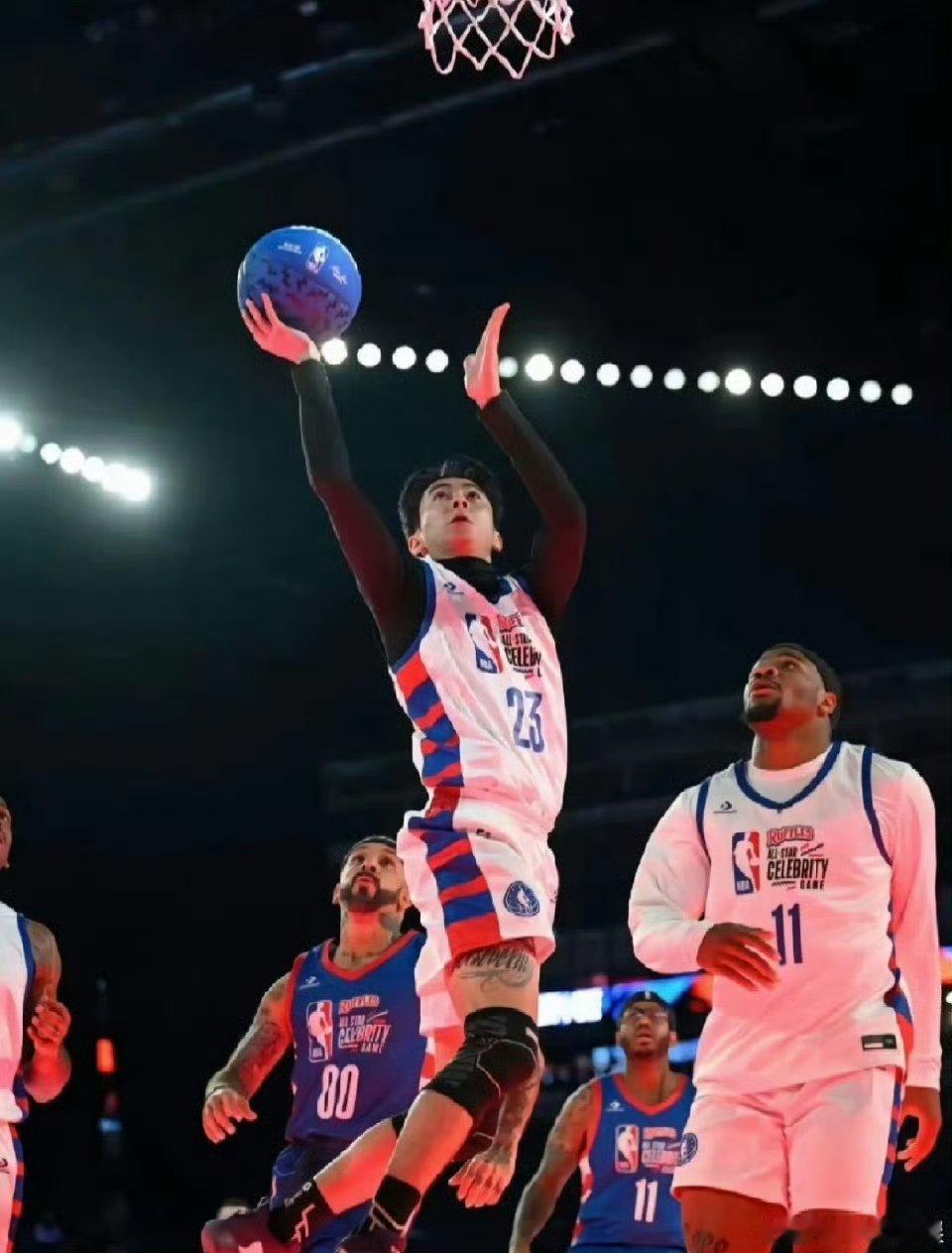 NBA全明星名人赛官宣王鹤棣实力出圈！王鹤棣官宣第三次出战NBA全明星名人赛，