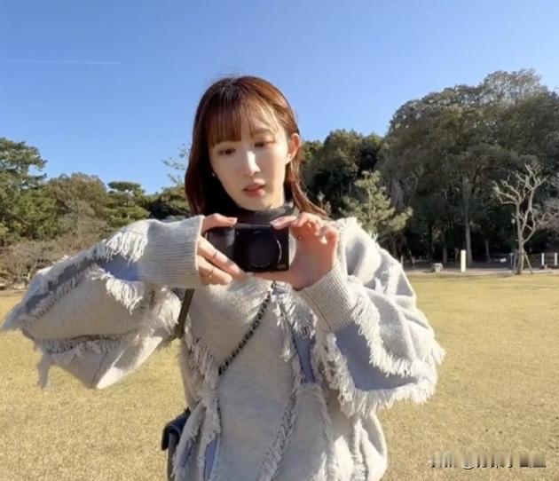 我去，早田希娜又去奈良看鹿了，她的赛场和生活为何反差如此大？赛场上的早田希娜