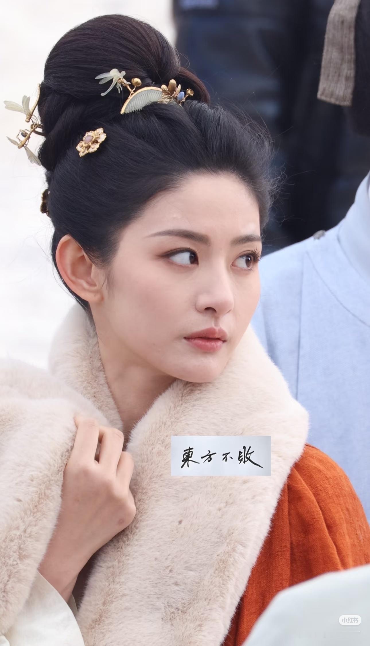 赵晴的女装和男装，算不算做男做女都精彩？