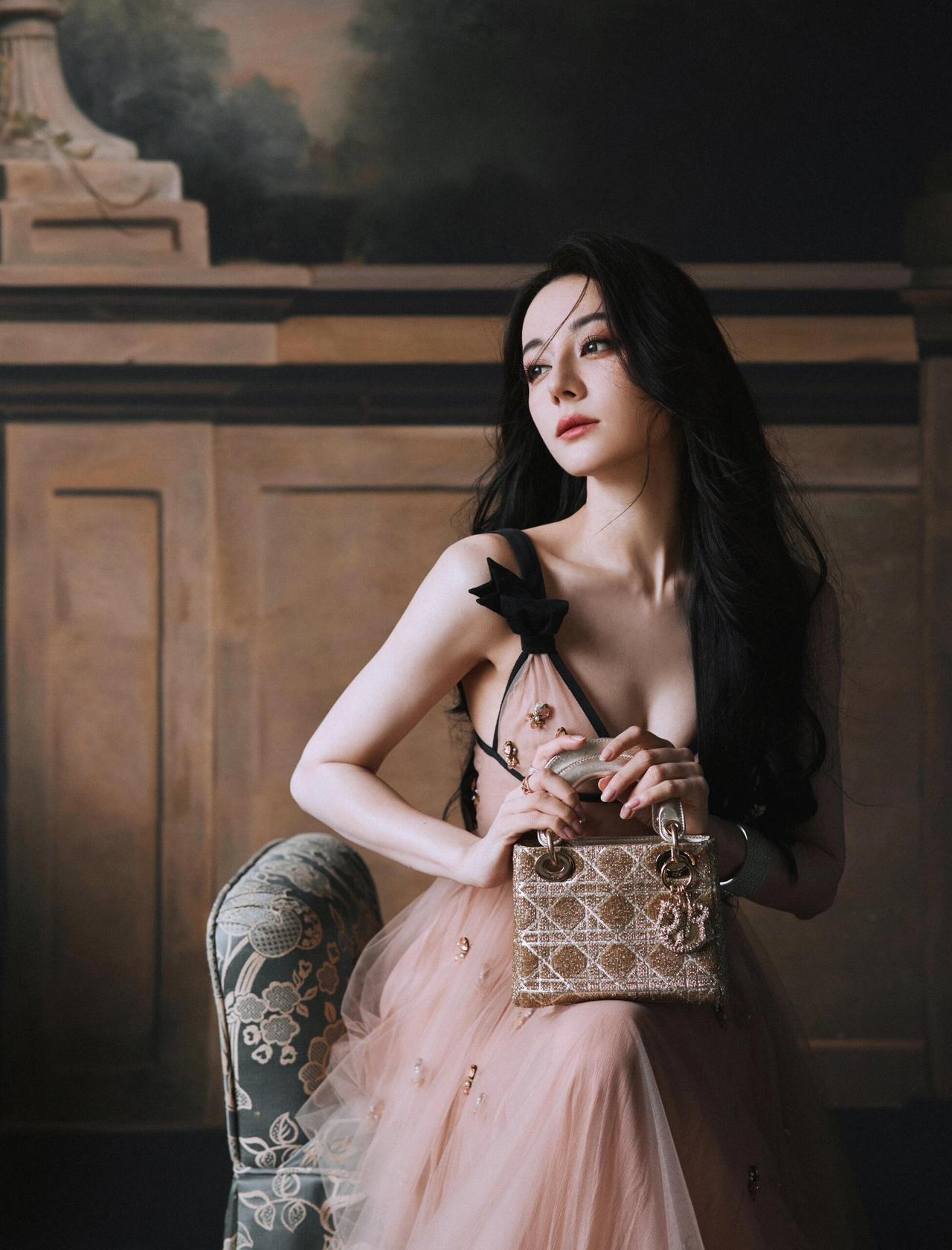 迪丽热巴·迪力木拉提