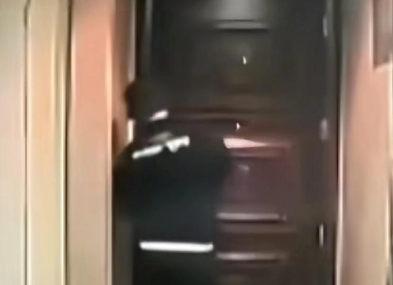 不敢想象这种事情，竟然在杭州小区内发生了杭州西湖区一个小区内，一家人回家后发现