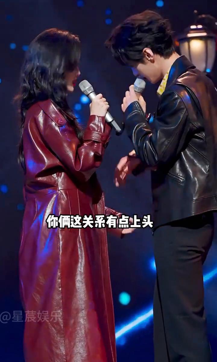 何与对女明星有四种人设，但他的身体只记得一个密码。微表情分析师有个共识：颈椎的