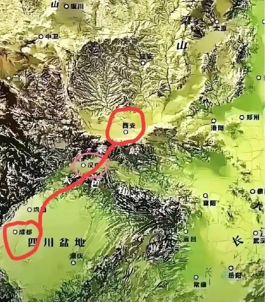 成都和西安两地距离800公里左右，大山环绕，路难走，两地生活习惯和气候...