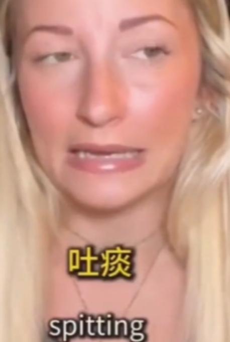 一位外国女游客在中国玩了一个多月，临走前发视频吐槽，说对中国的整体印象很差，而她