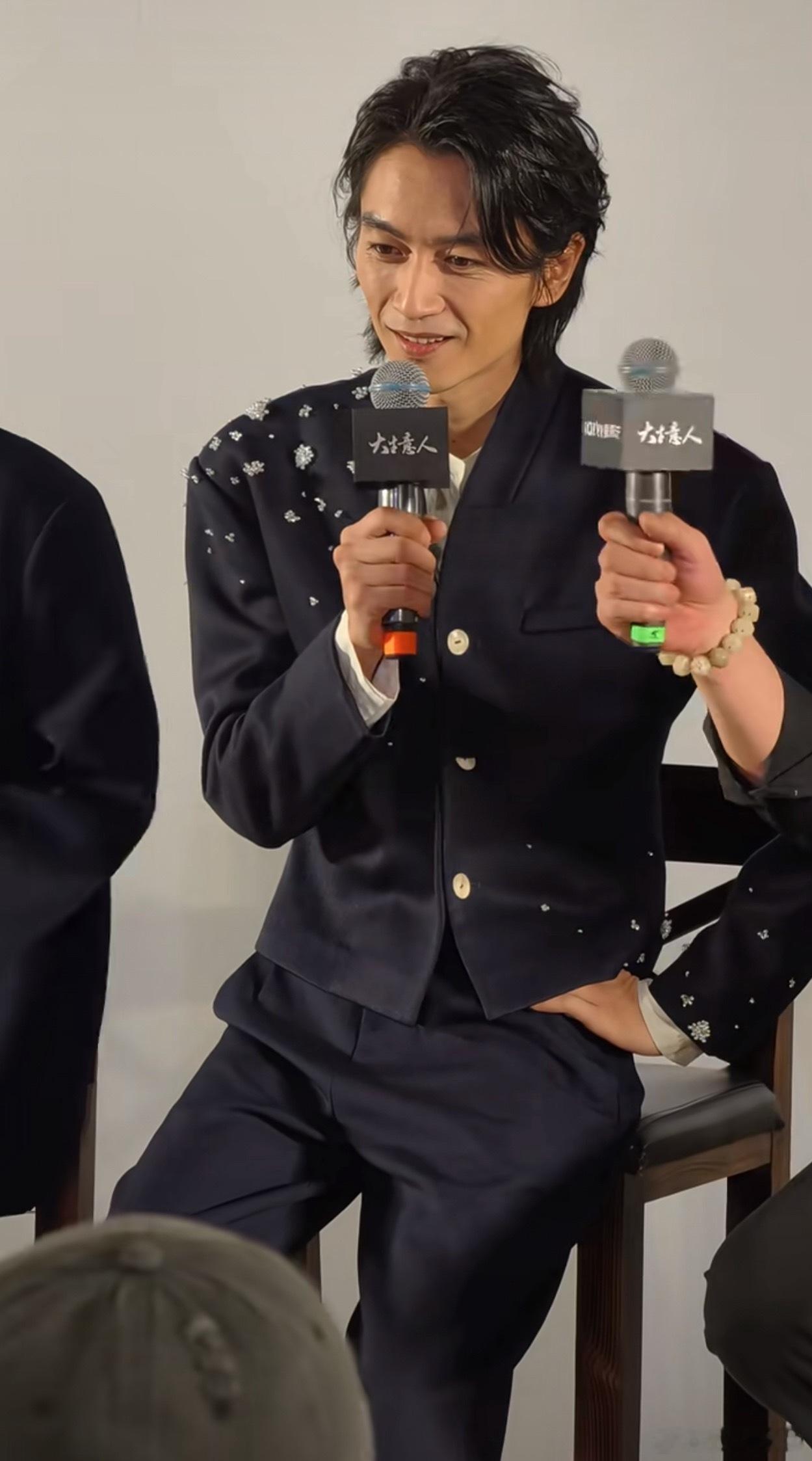 陈晓《大生意人》怎么变这样了？瘦脱相了……太显老了好像王宁啊（无滤镜无美颜）