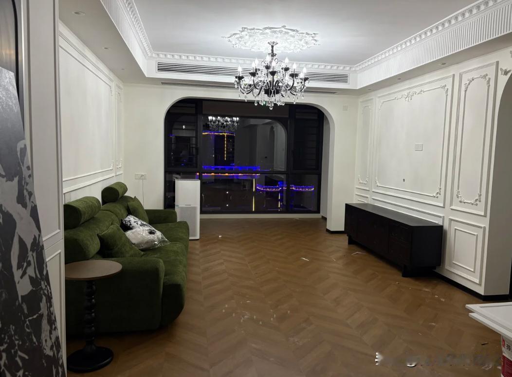 软装踩雷，有没有人跟我一样，软装进去，心死了一半，我该如何拯救。感觉