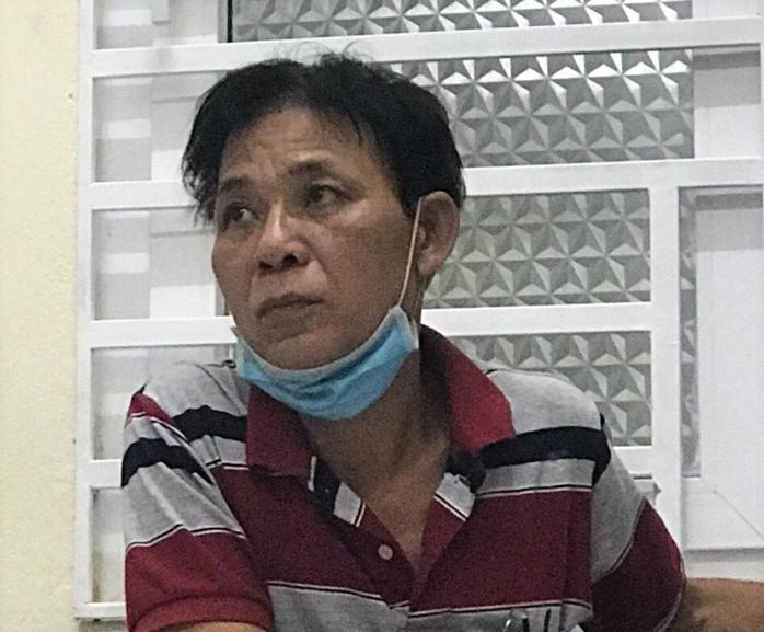 越南岘港市山茶郡警察在搜查窃贼的住所时，发现了一把K54手枪和2个弹匣山茶郡警