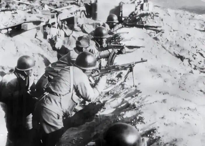 第54军“拼凑团”第540团，2000多人配158挺机枪，战力如何？194