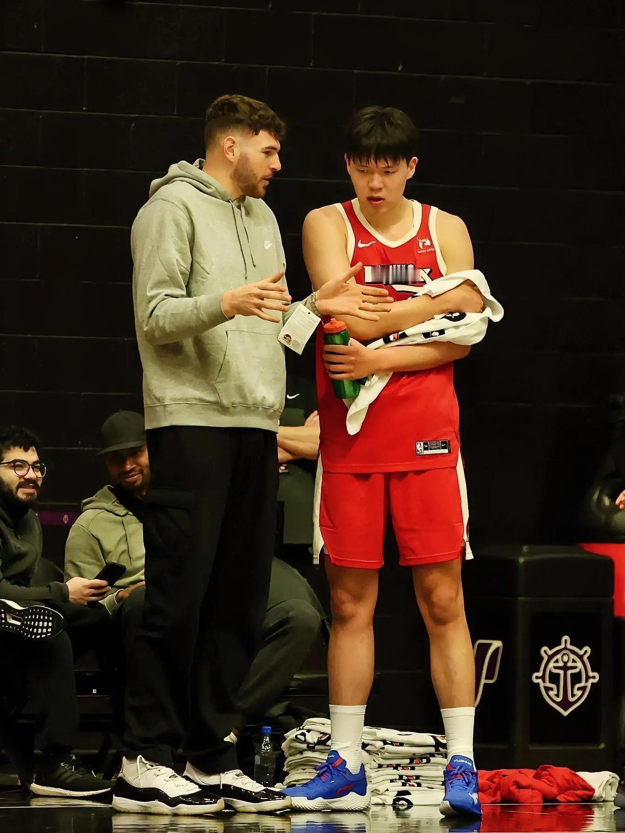 还需努力！杨瀚森在发展联盟5场比赛表现！！对阵山谷太阳：上场30分钟，11投