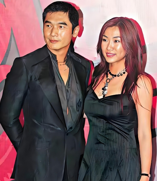 1996年，方中信和莫可欣恋爱同居后，方中信说：“我暂时不想结婚生孩子，你吃药