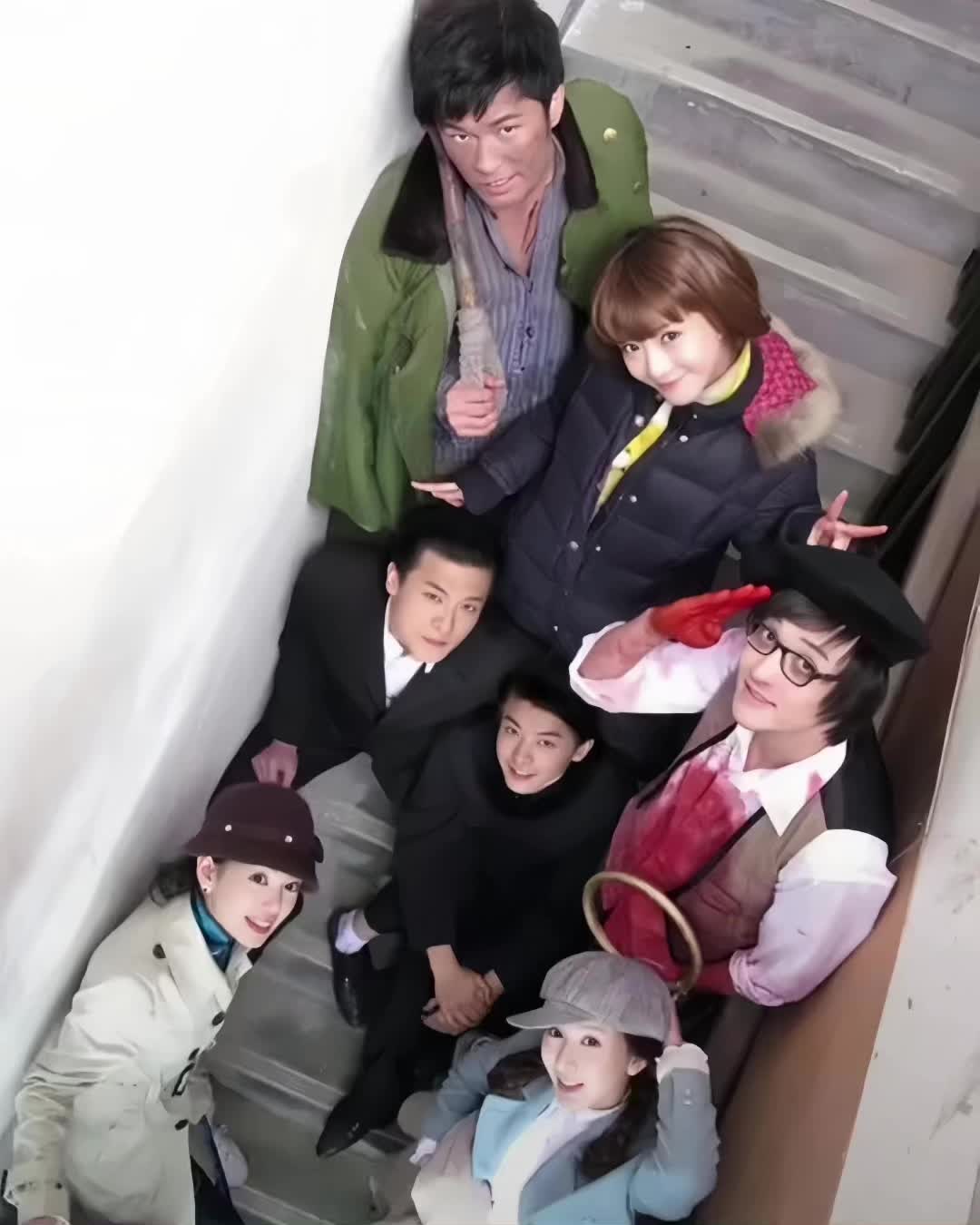 再听一遍青花瓷 敬我们的初相识