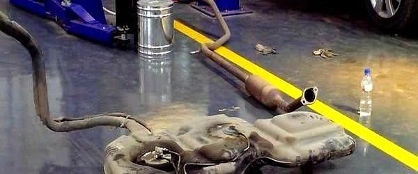 油箱加满！！！你知道汽车加满油的危害吗？再说个大家可能不知道的事