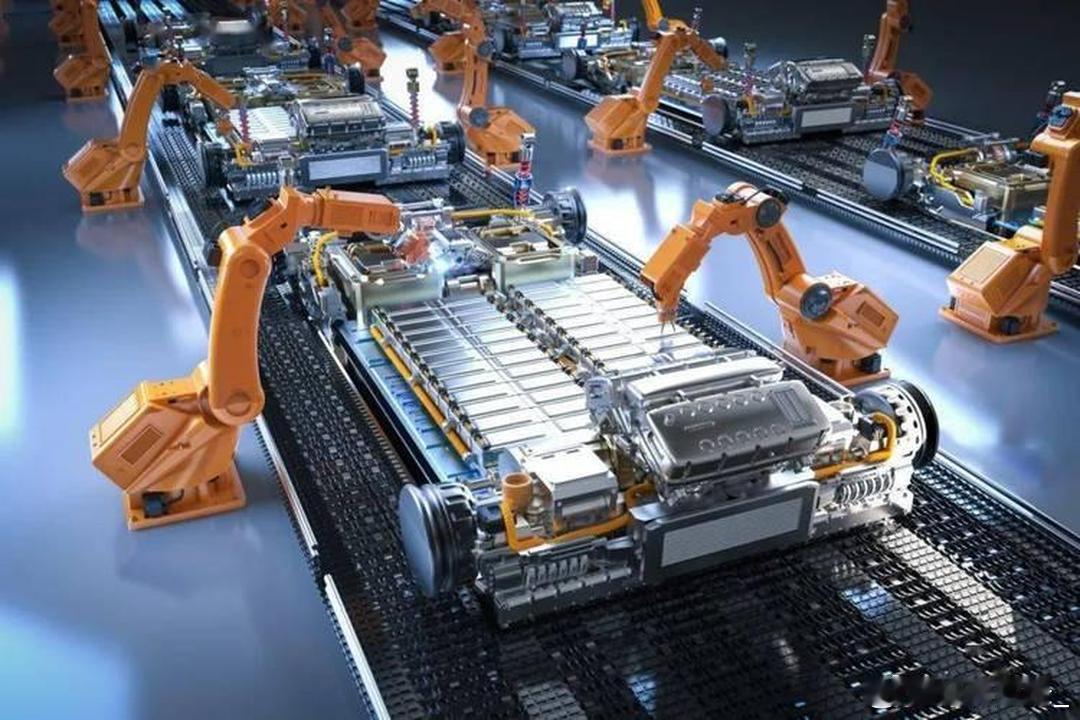 2025年锂电产业链整体迎来业绩拐点。据媒体不完全统计，在已发布业绩预告的28家