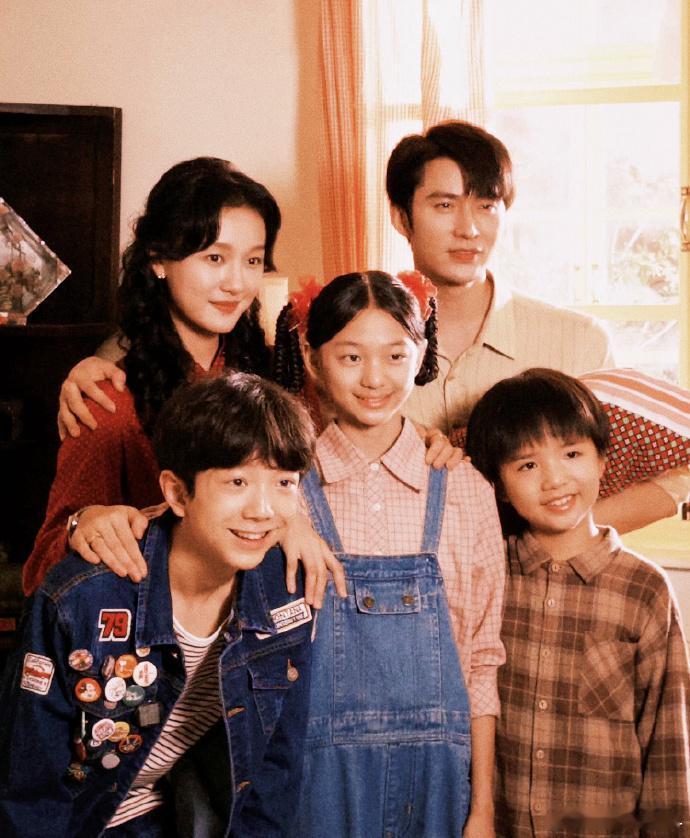 原来短剧的观众偷偷吃这么好谁懂啊！本以为短剧都是快餐式狗血剧情，结果《家里家外