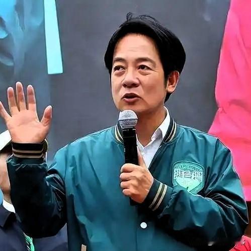 【赖清德被岛内怒斥“台海麻烦制造者”！一手好牌打得稀烂！】赖清德这个人，一句话