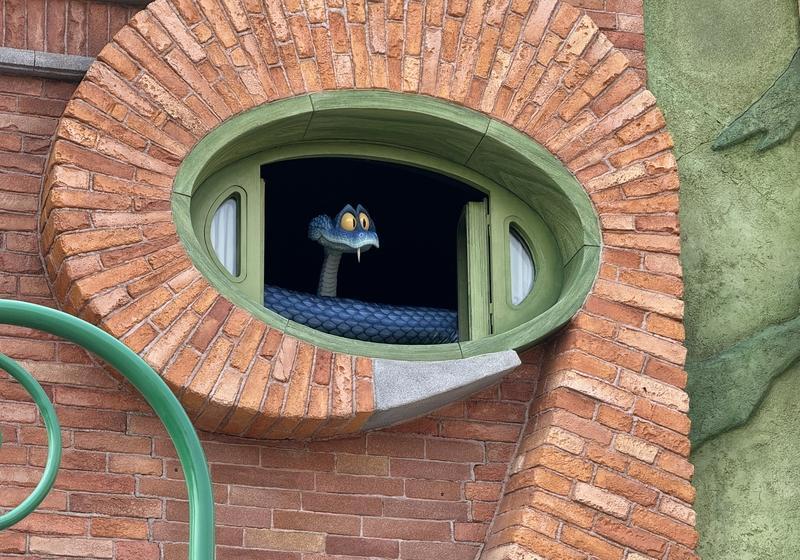 熊大竟成狗熊岭废柴？你敢信这部熊出没10天狂揽10亿！神秘来客乱甩神力，偏偏