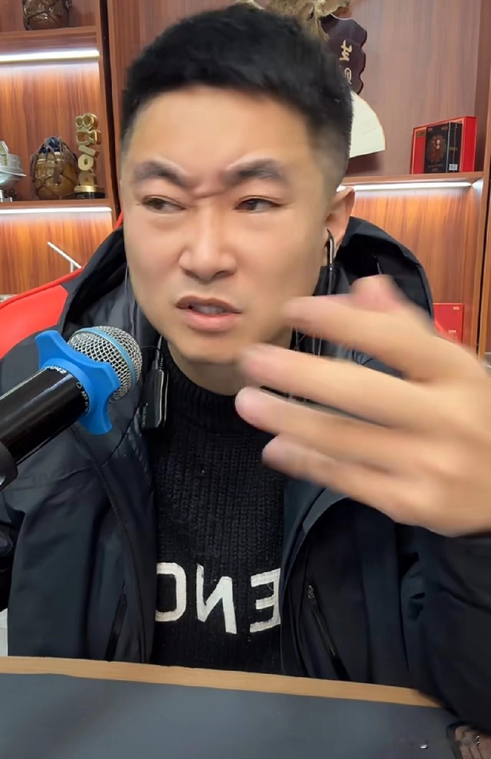 九天回应鹿血事件，表示自己失察了，对落井下石的主播都记心里了