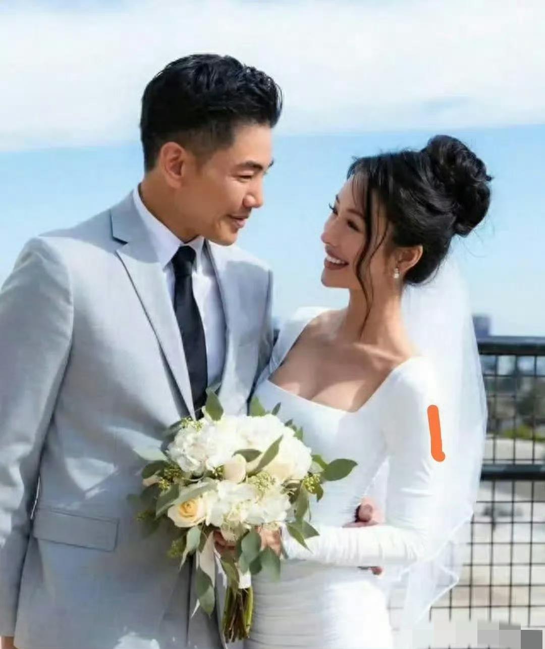 孔子第76代孙在美国举行婚礼，迎娶马来西亚名媛为妻。新娘容貌出众，双眸明亮，唇形