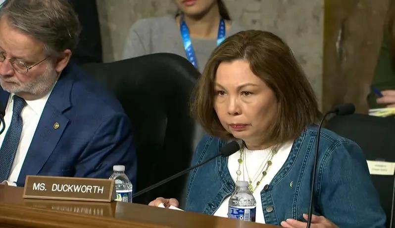 美国伊利诺伊州的民主党参议员塔米·达克沃斯对美国总统特朗普关于对伊朗战争的言行进