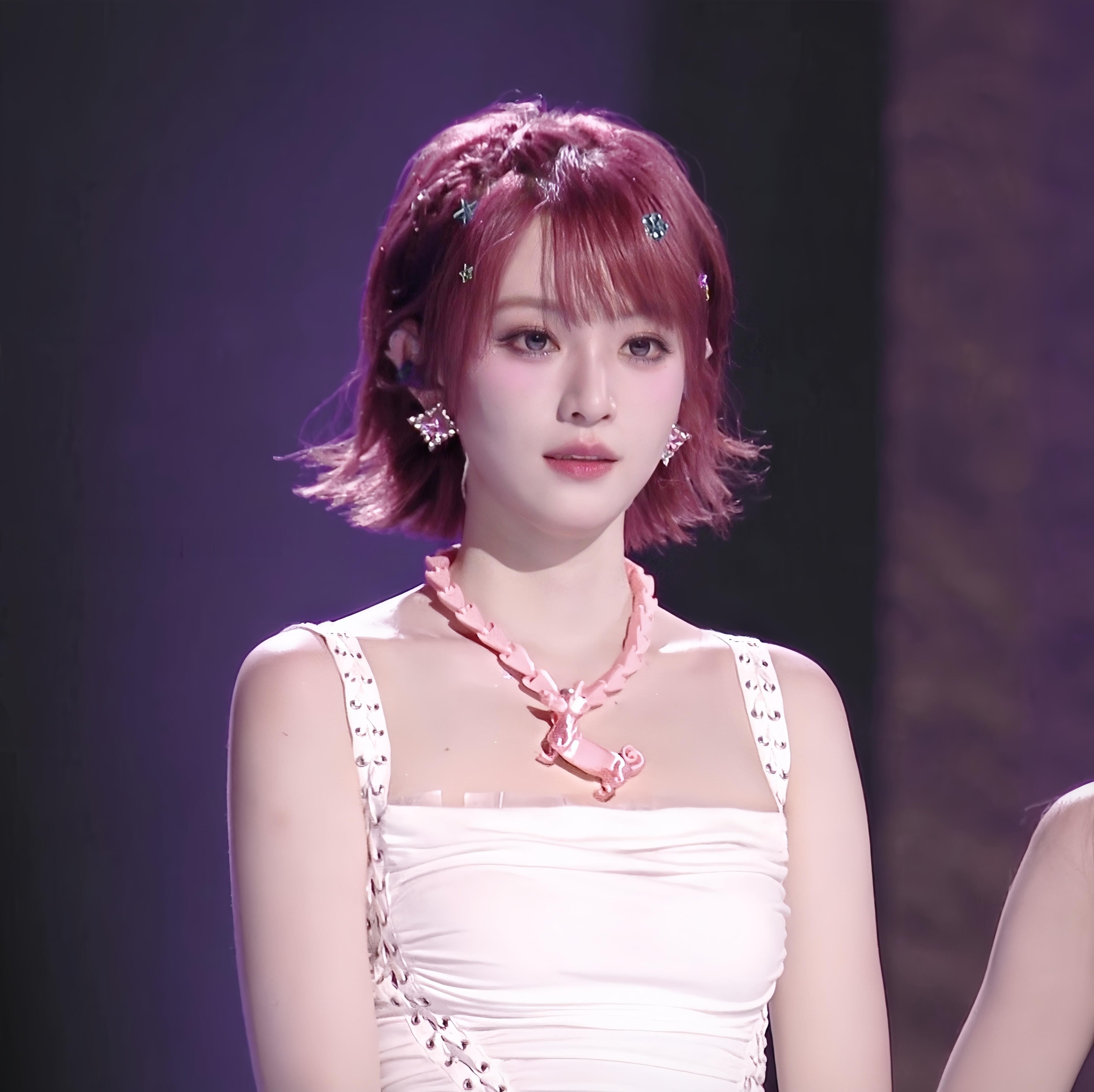 黄灿灿一公发言太可爱了“我以前看别人哭觉得不至于，轮到自己才知道多至于”——黄