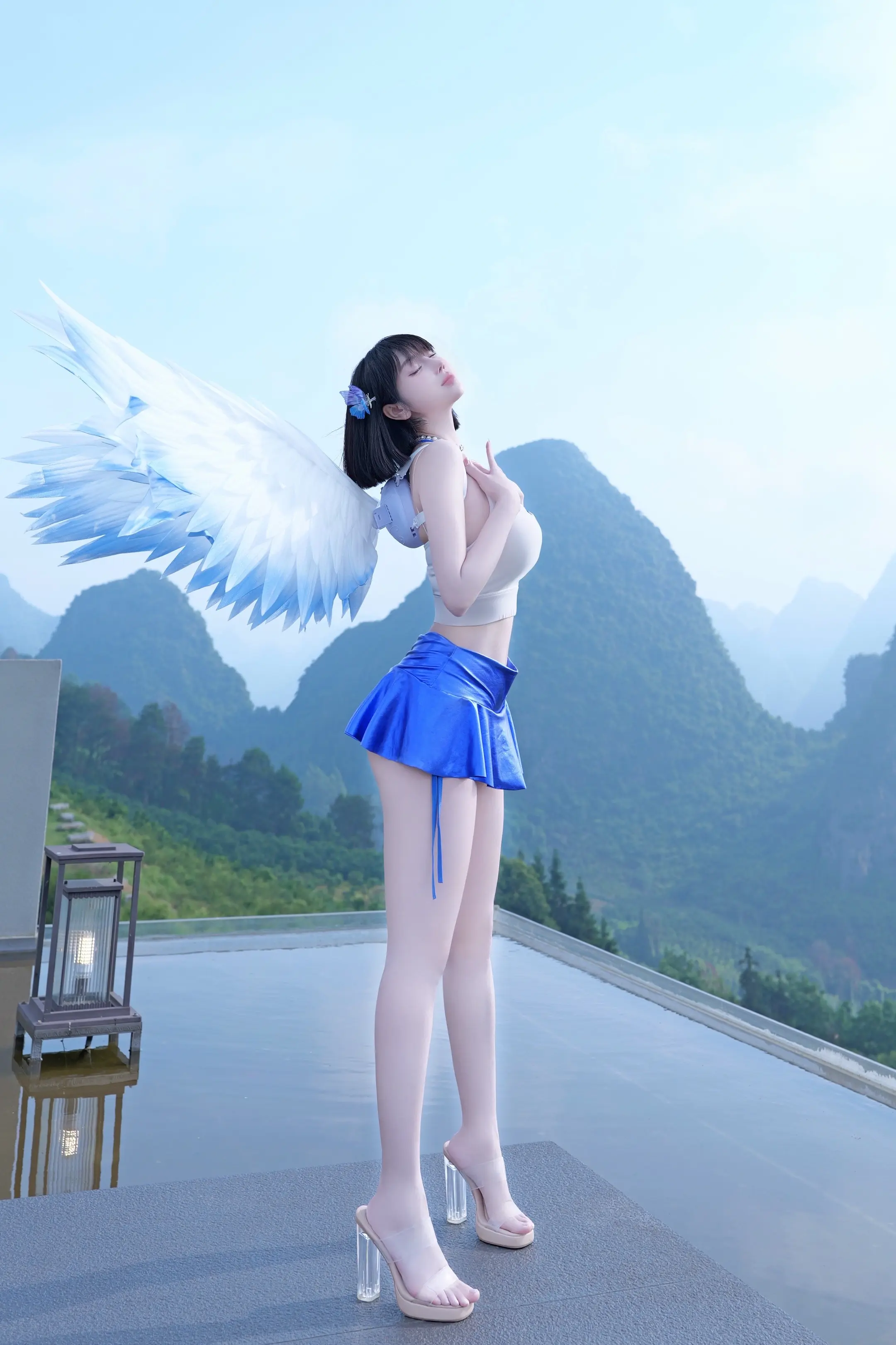 爱一个人 就要爱很久很久。