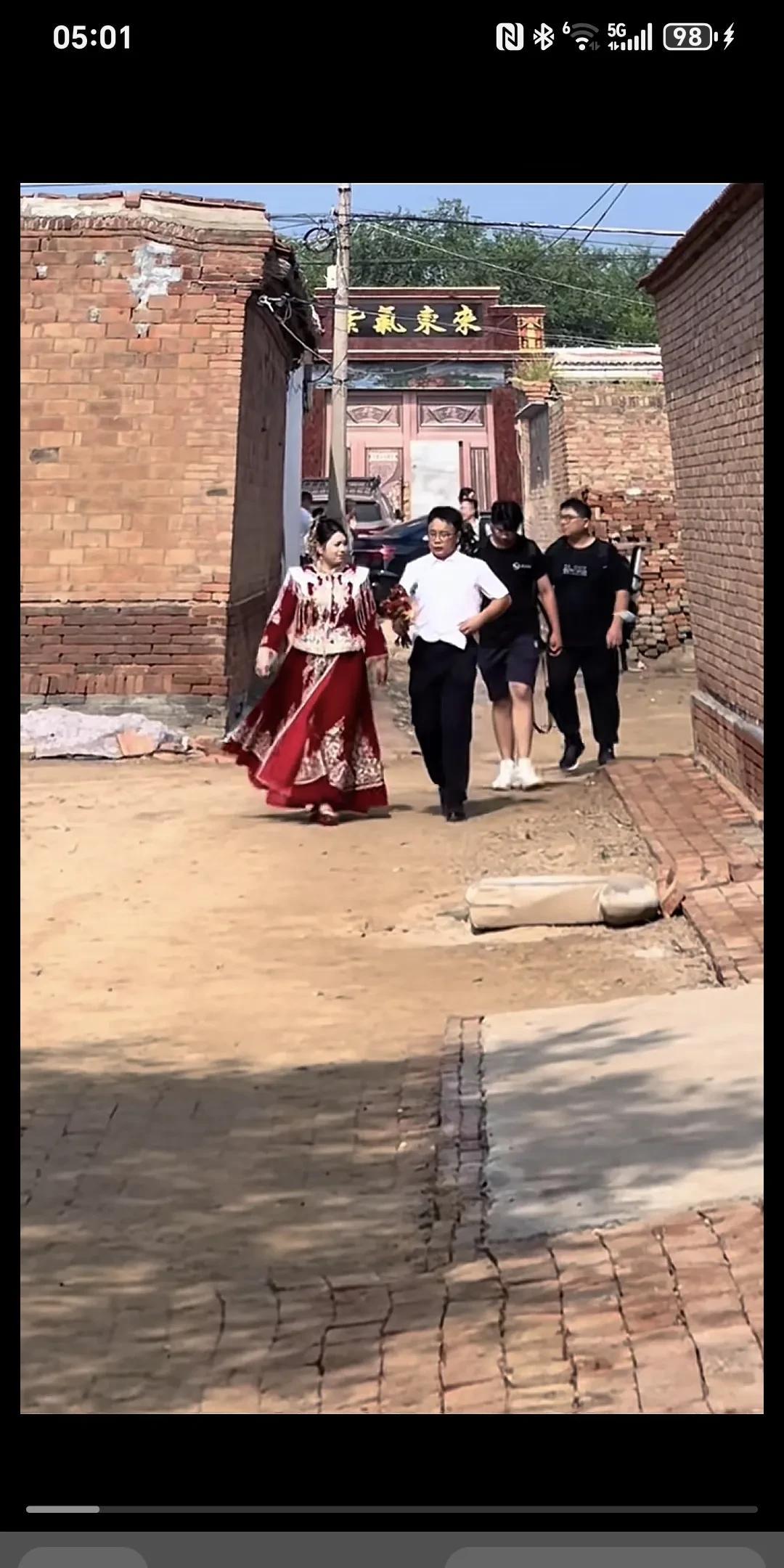 妈妈，你放心吧，我嫁过来不会受欺负的，我是来当老大的～终于过上了，爸妈不管了，