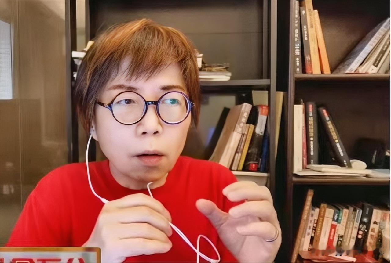 遭邱毅批“不反独促统”黄智贤反呛：“没有人生底蕴”针对被前立委邱毅批“黄智