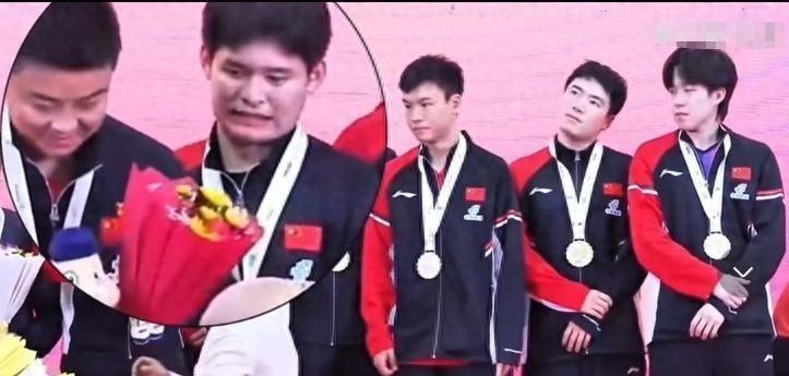 国乒夺冠后连夜逃回国内，王皓老婆一句话笑疯全网真没想到，一场乒乓球赛硬是打出