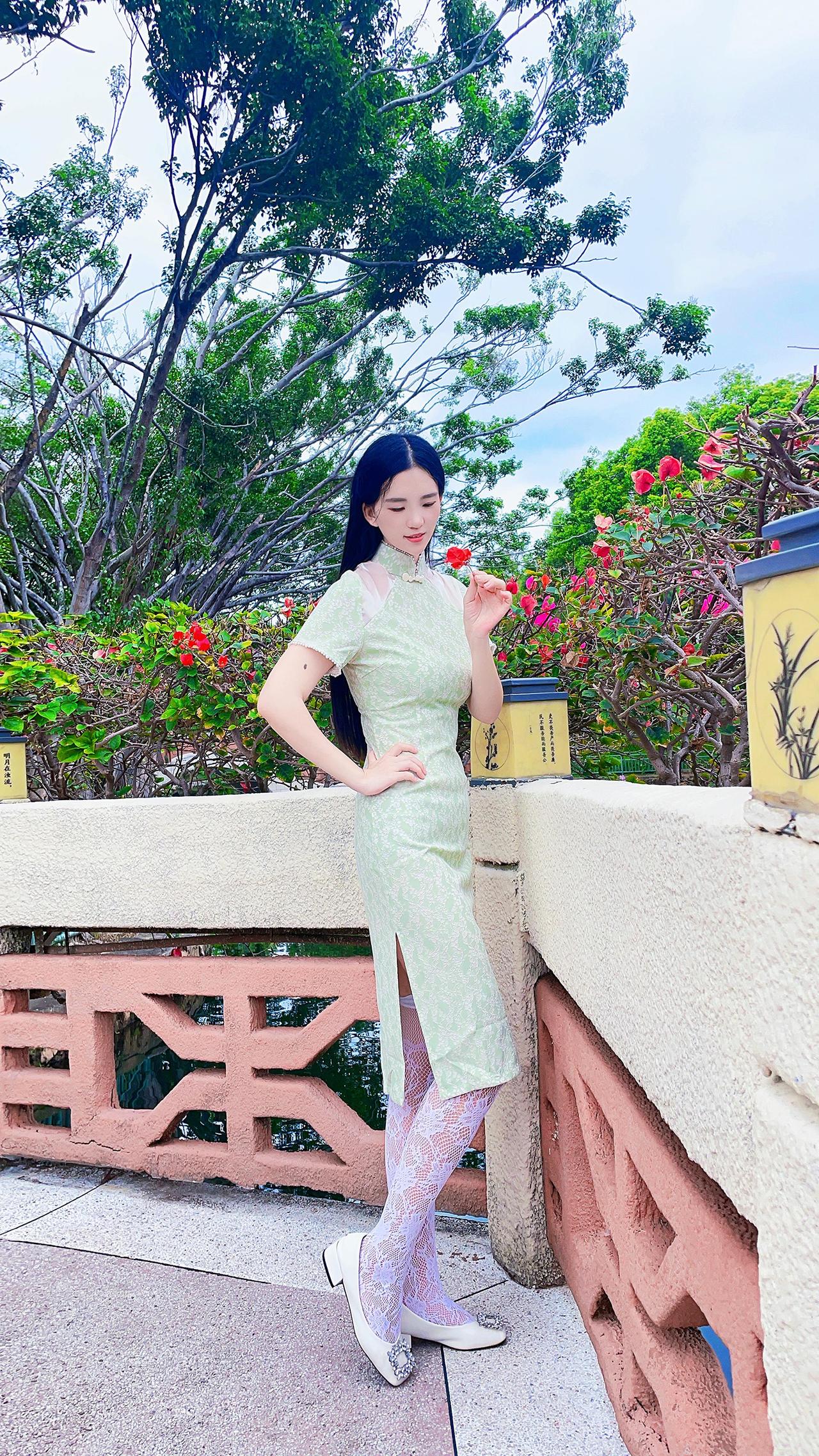 种草激励计划长筒袜蕾丝袜旗袍ootd穿搭