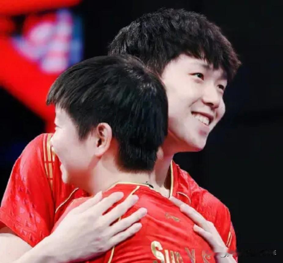 乒乓球混合团体世界杯已经圆满落下帷幕。香港总决赛大幕已经拉开，让我惊掉下巴的是我