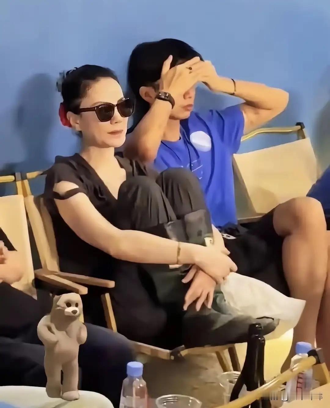 因为王菲和她男闺蜜的事，网友都在关心谢霆锋的动态，还别说，谢霆锋真没空理会这事儿