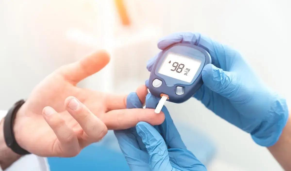 血栓这个“隐形杀手”，2025年我国心血管报告显示，肺栓塞住院患者已超33万例，