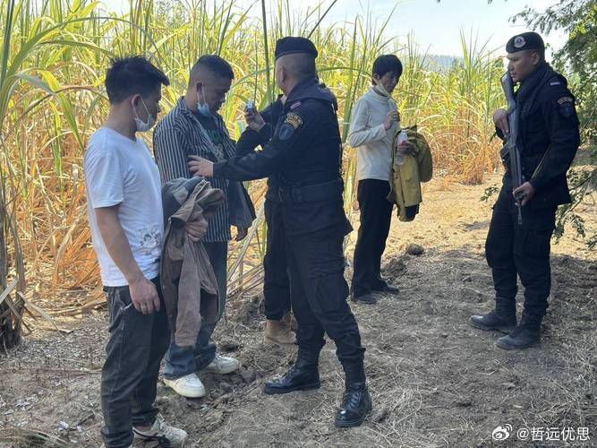 在泰被杀男子是中国豪华游艇商之子咱说这事儿真挺唏嘘——20岁的小曹，爹是泰国干豪